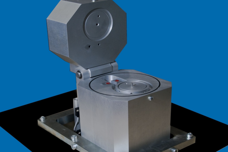 Compact cleaning in place CIP module with integrated control.