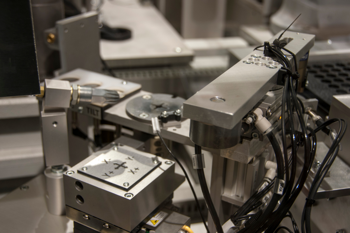 Modular automated gauging system with multiple measurement sensors for production inspection